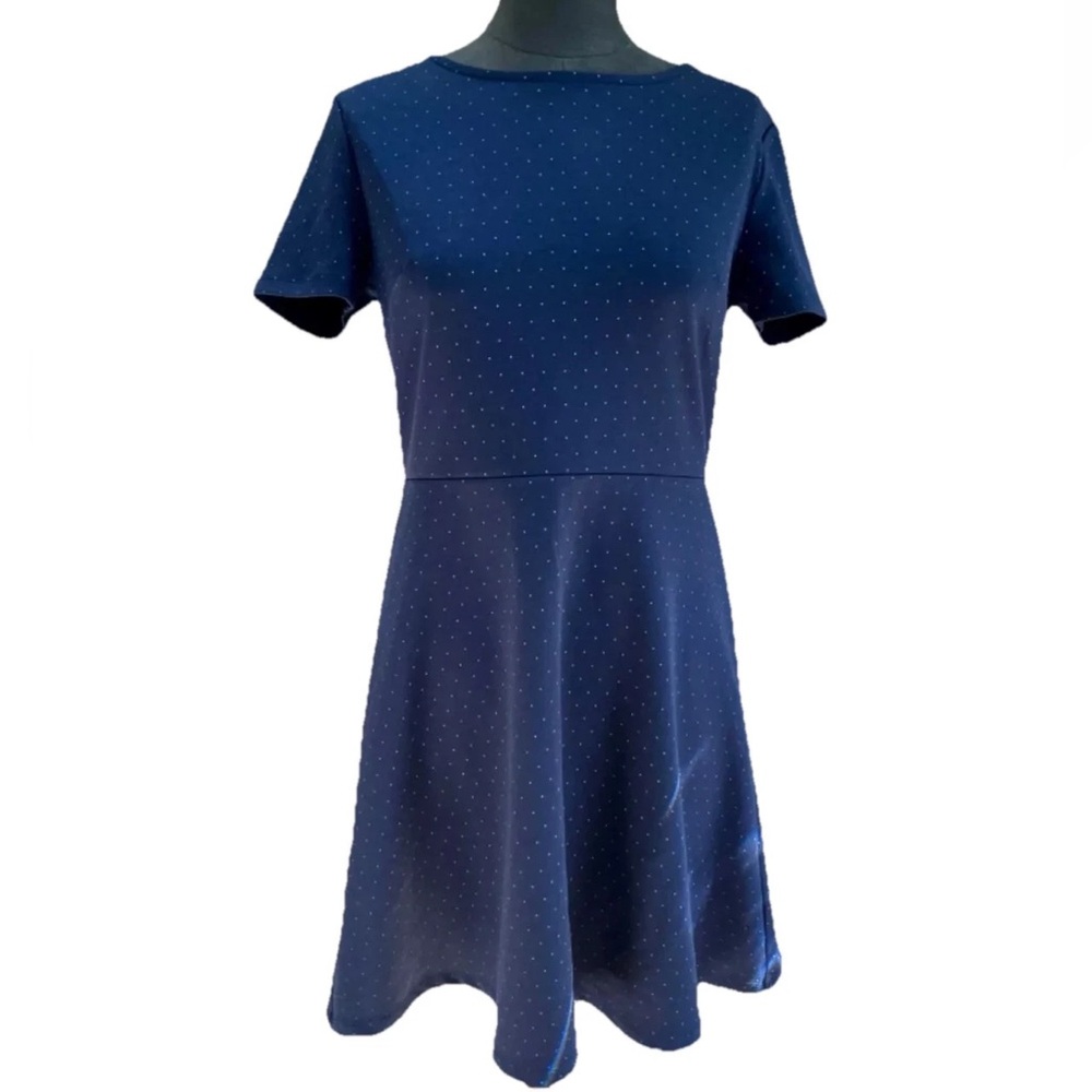 Gap ladies size 6 Navy blue polka dot dress fit & flare EUC back zip stretch